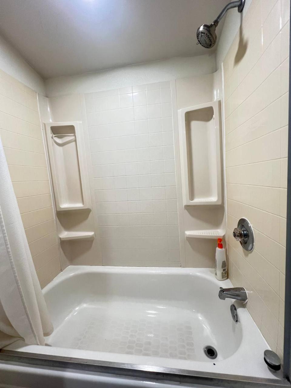 Apartamento Work, Rest And Play: Wifi, Tv And Backyard Bliss North Miami Beach Exterior foto