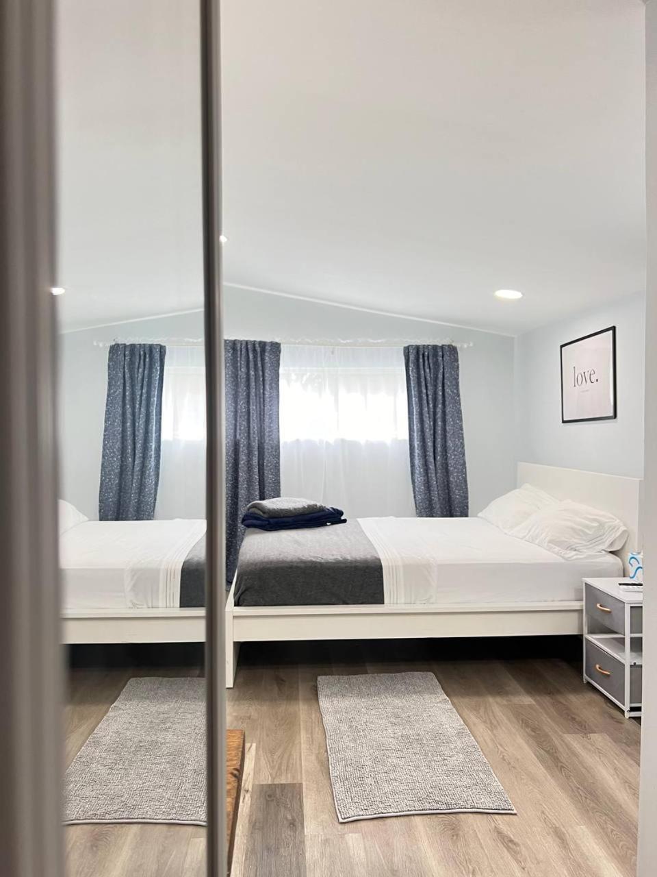 Apartamento Work, Rest And Play: Wifi, Tv And Backyard Bliss North Miami Beach Exterior foto