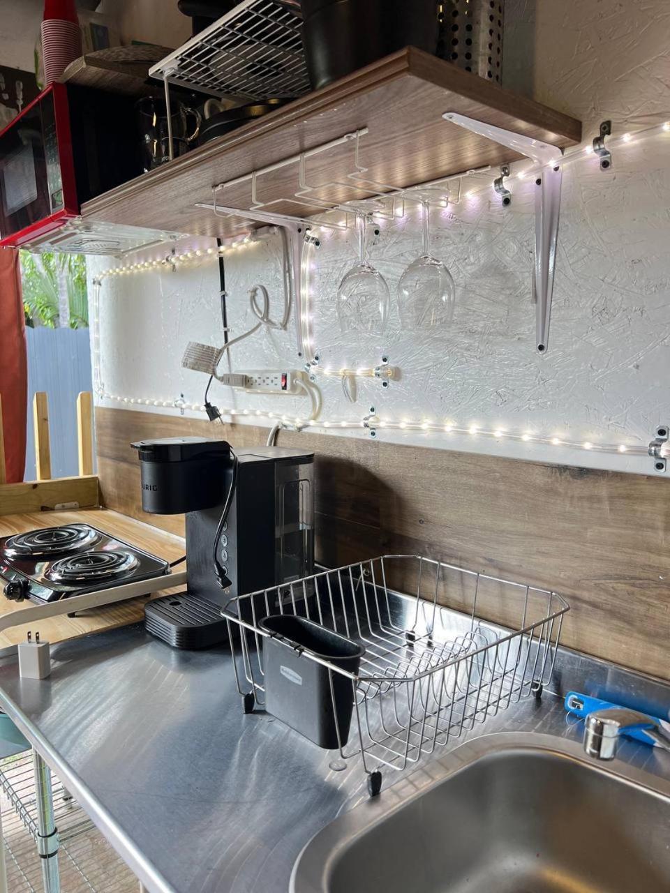 Apartamento Work, Rest And Play: Wifi, Tv And Backyard Bliss North Miami Beach Exterior foto
